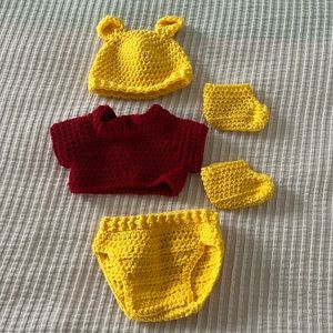Newborn pictures crochet boy Pooh outfit size 0-3